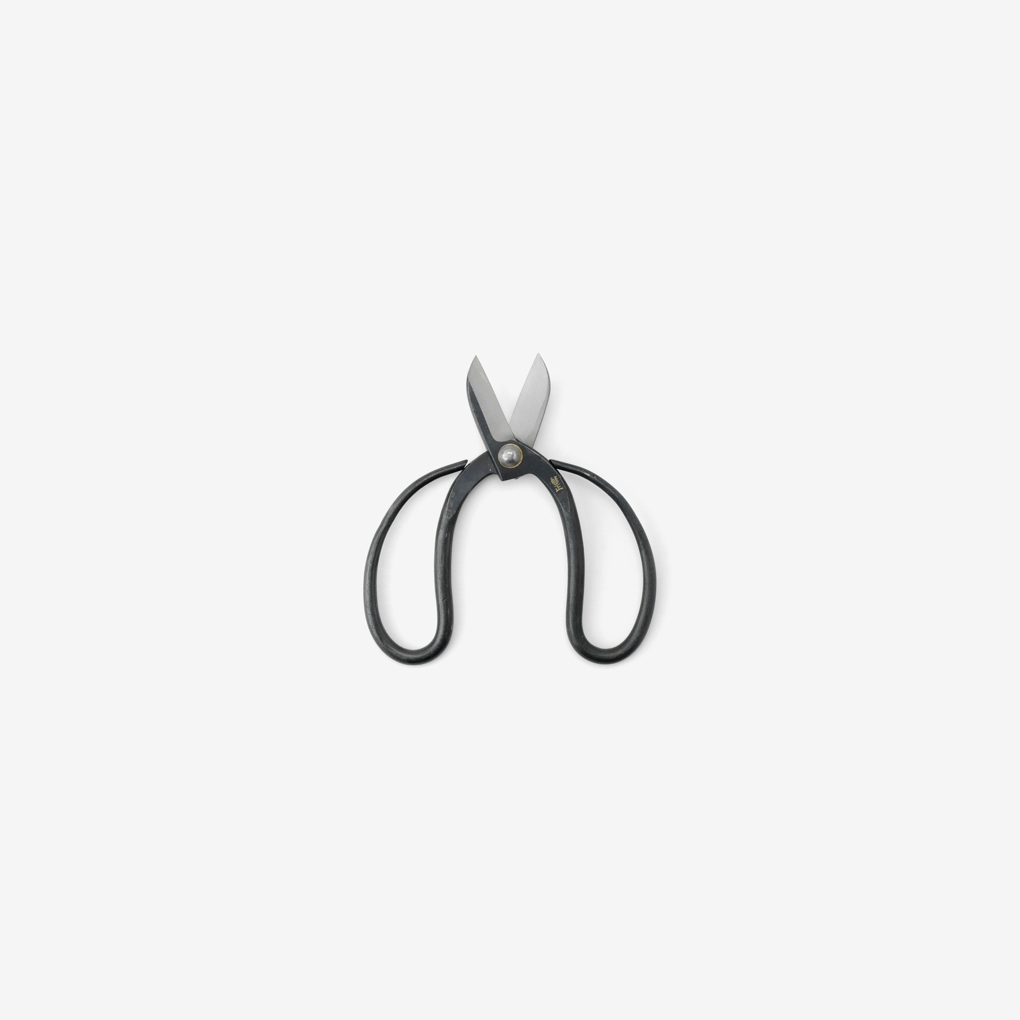 flower-scissors-hover
